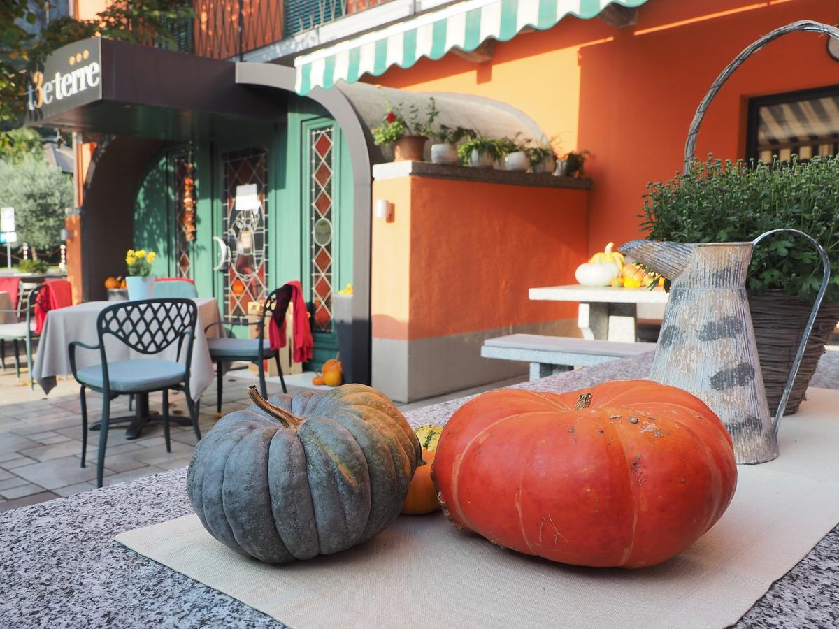 Ristorante Charme Hotel Tre Terre Ponte Brolla Exterior foto